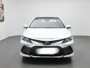 Toyota Camry XLE 2023 White