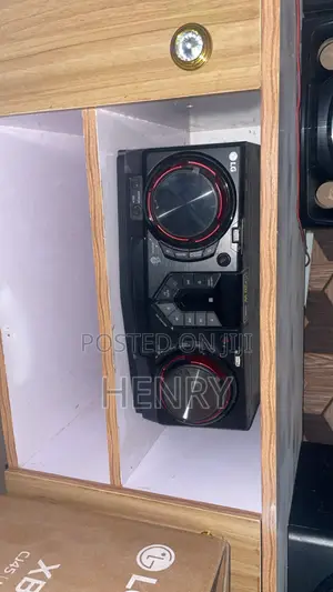 LG Xboom Cj45
