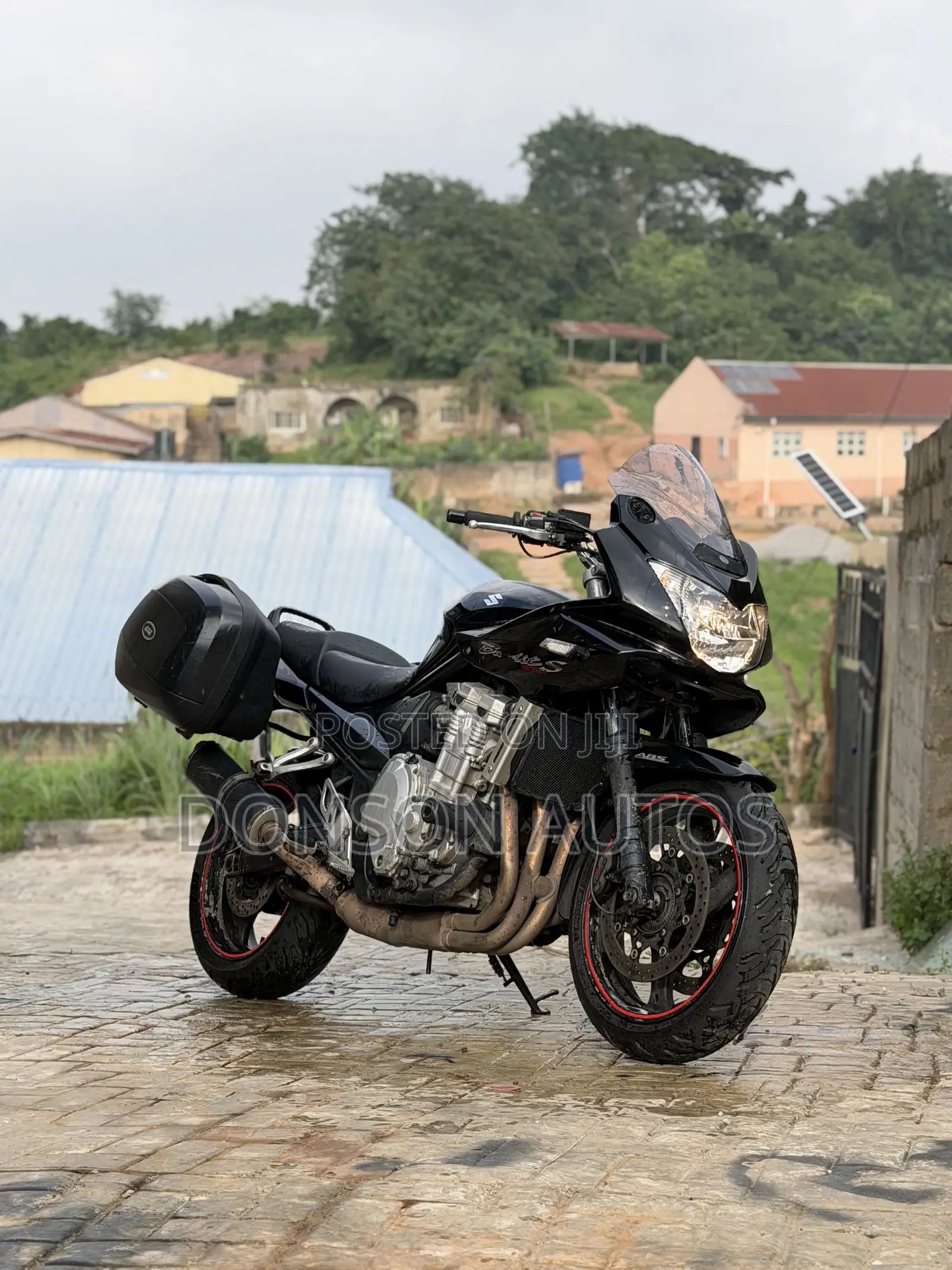 Suzuki Bandit 2012 Black
