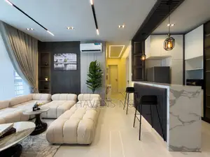 2-Bedroom Cozy Apartment — Ologolo, Lekki