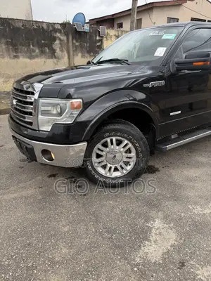 Ford F-150 XL 4dr SuperCab 4WD 6.5 ft. SB (3.7L 6cyl 6A) 2014 Black