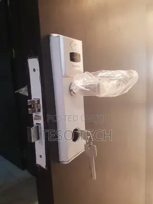 Trusted Technicians for Card Door Lock Setup