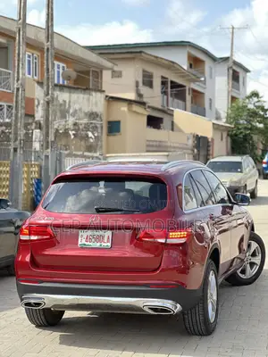 Mercedes-Benz GLC-Class 2018 Beige