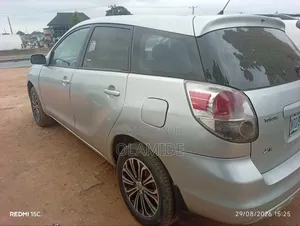 Toyota Matrix 2005 Silver