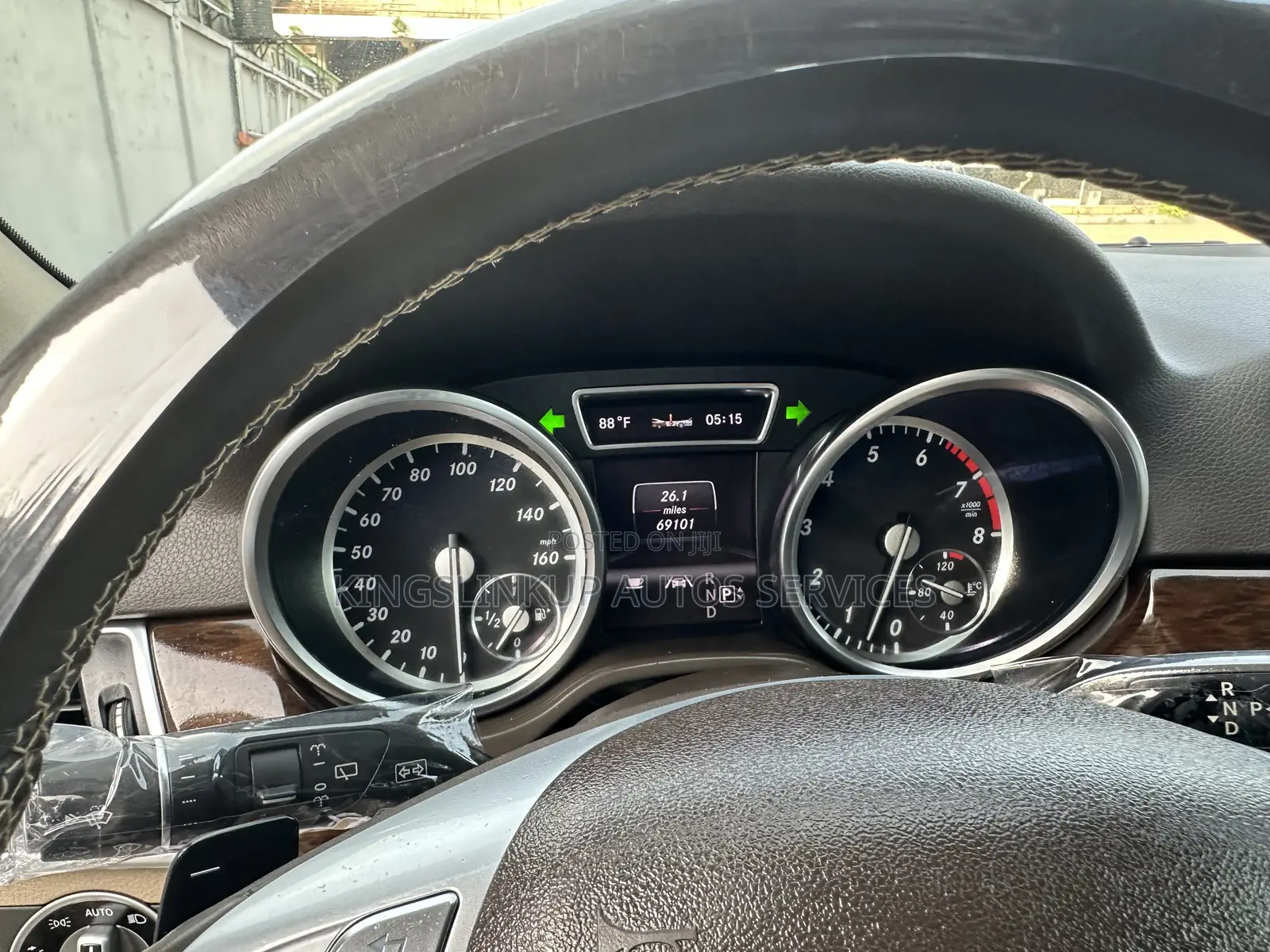Mercedes-Benz M Class ML 350 4Matic 2013 White