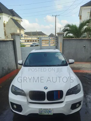 BMW X6 xDrive35i 4x4 Coupe (3.0L 6cyl 8A) 2011 White