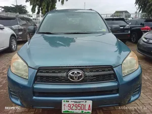Toyota RAV4 2012 Blue