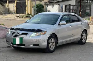 Toyota Camry 2009 Silver