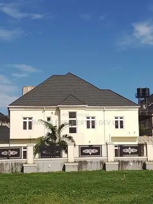 5bdrm Duplex in Admiralty Estate for sale