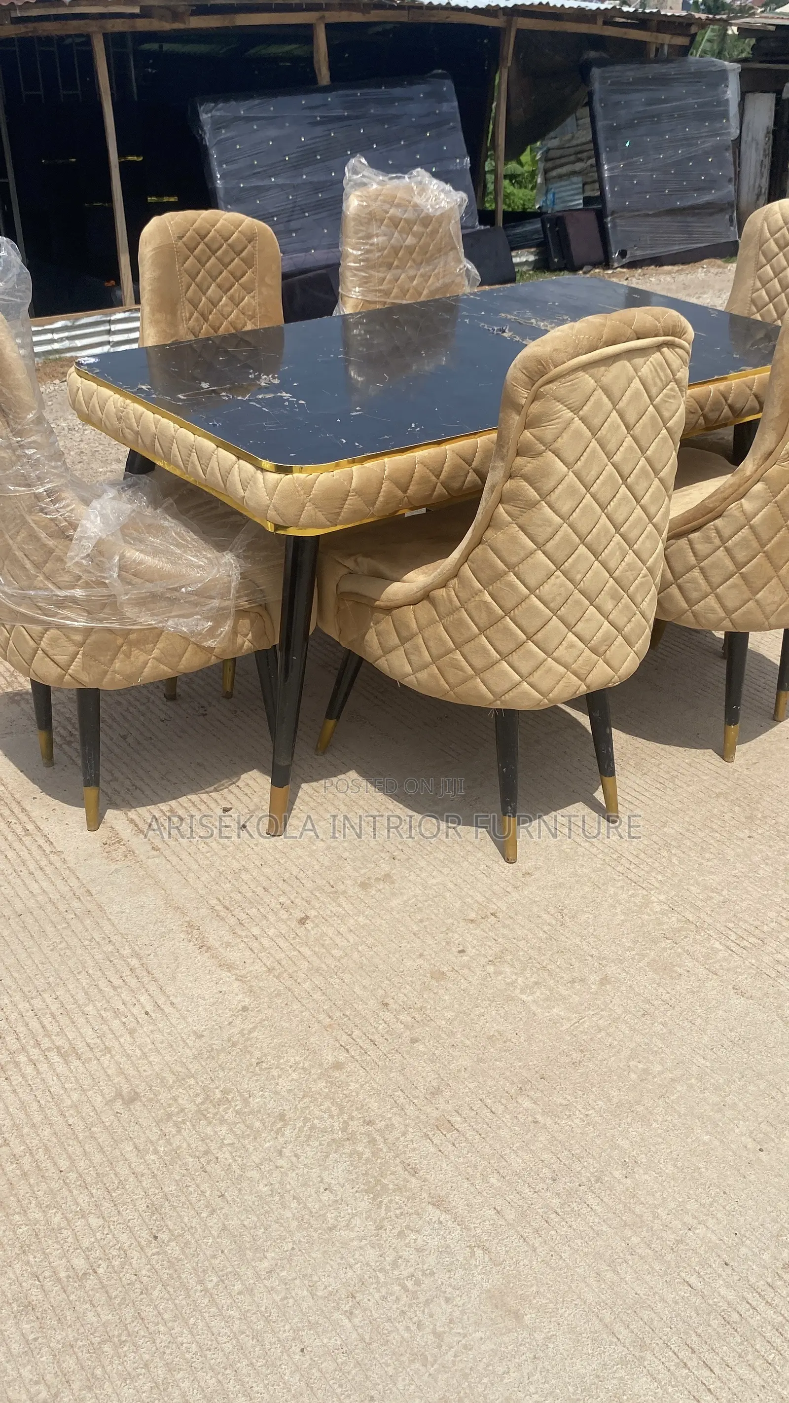 Arisekola Interior Design