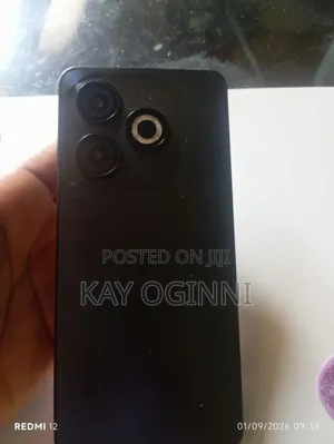Infinix Smart 8 64 GB Black