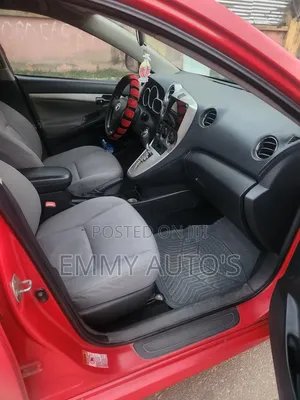 Toyota Matrix 2011