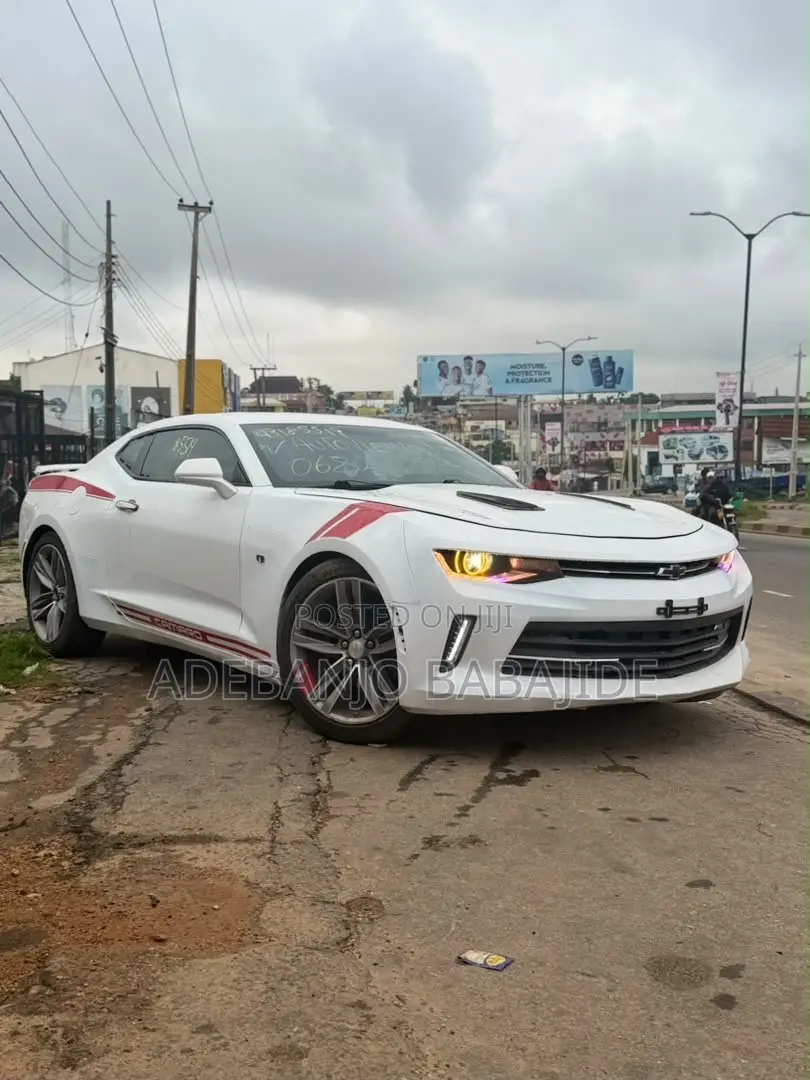 Chevrolet Camaro 2018 White