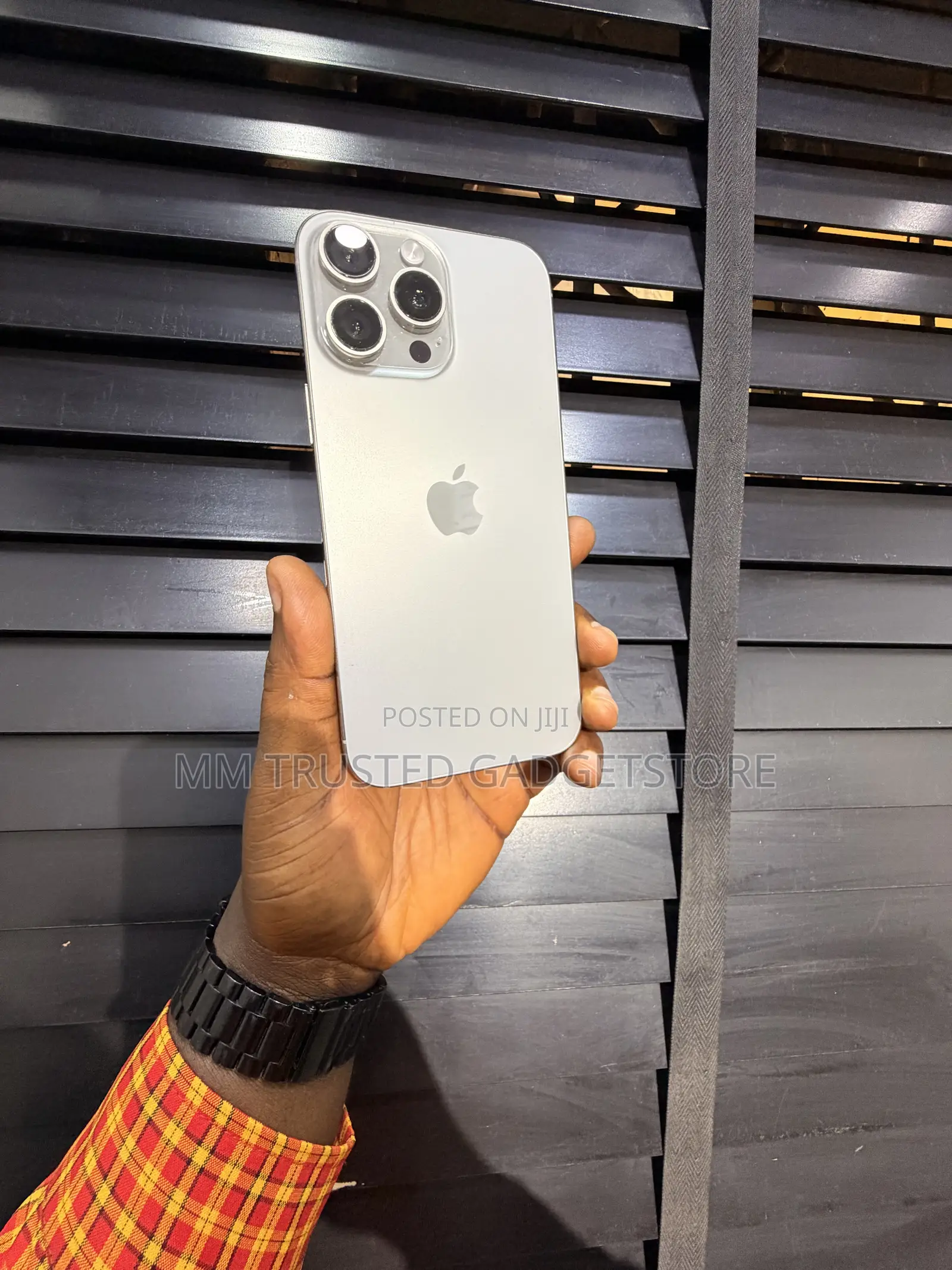 Apple iPhone 16 Pro Max 256 GB Silver