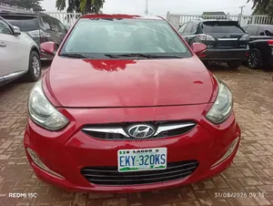 Hyundai Elantra 2013 Red