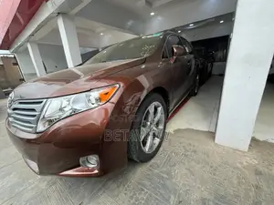 Toyota Venza V6 2010 Brown