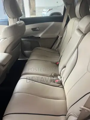 Toyota Venza V6 2010 Brown