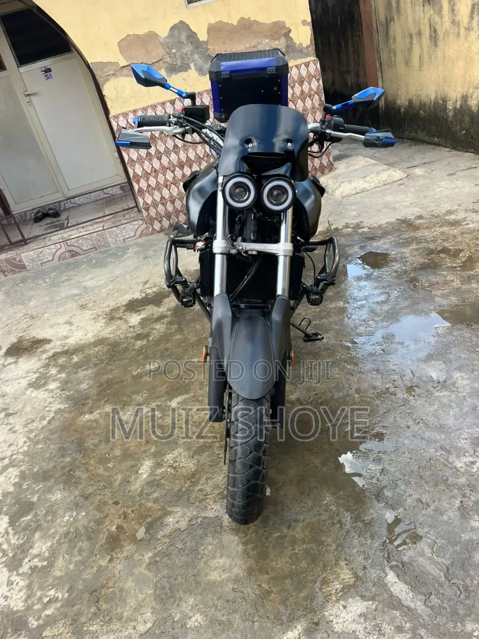 Suzuki V-Strom 2015 Black