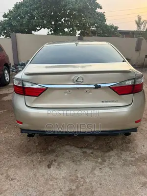 Lexus ES 350 FWD 2014 Gold