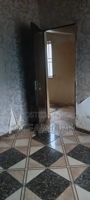 Mini Flat in Noforija Eredo, Epe for rent