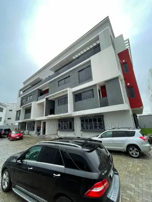 4bdrm Townhouse / Terrace in Victoria Island for rent