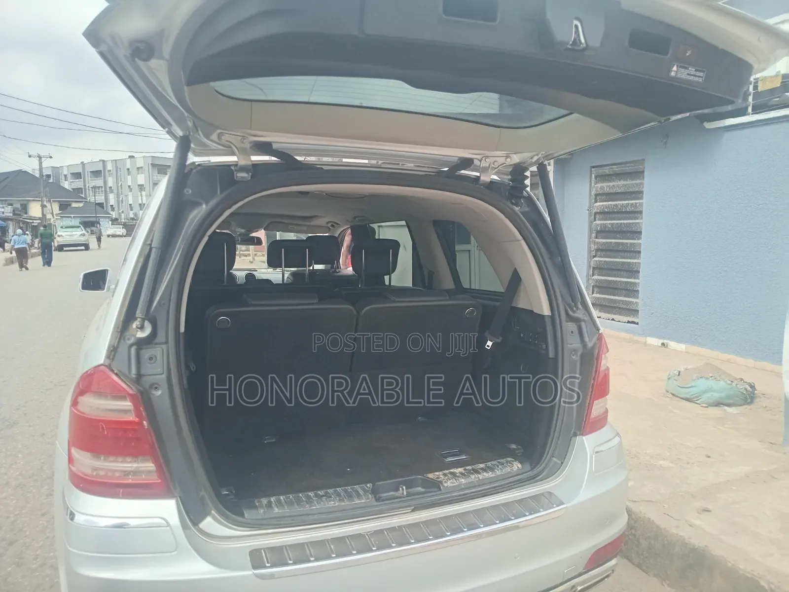 Mercedes-Benz GL-Class 2011 Silver