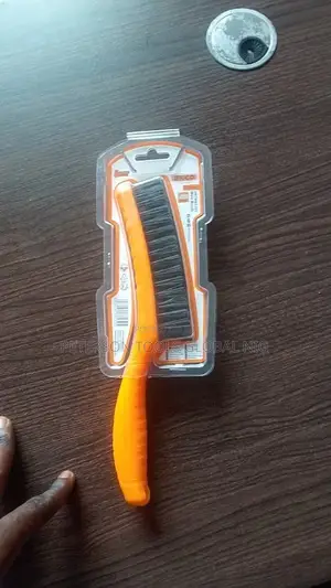 Ingco Wire Brush Plastic Handle