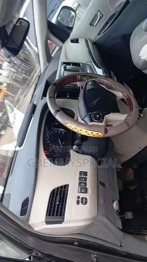 Toyota Sienna 2012 Gray