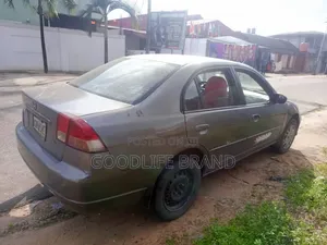 Honda Civic 2004 Brown