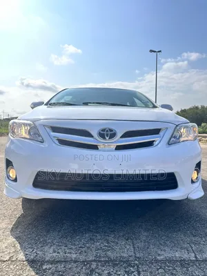 Toyota Corolla 2011 White