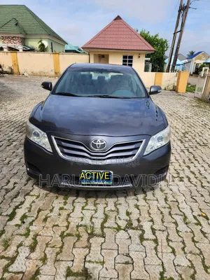 Toyota Camry 2011 Gray