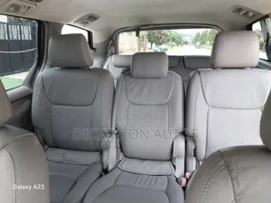 Toyota Sienna 2007 Silver