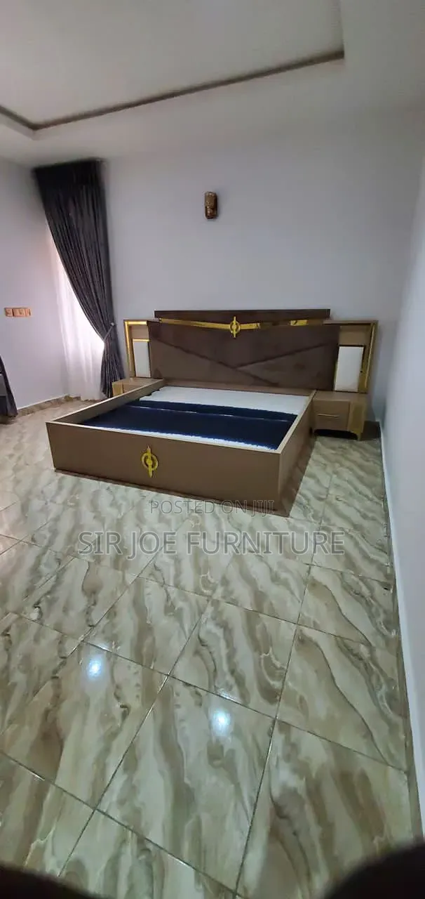 6x6 Bedframe