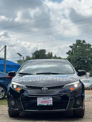 Toyota Corolla S 4dr Sedan (1.8L 4cyl CVT) 2015 Black