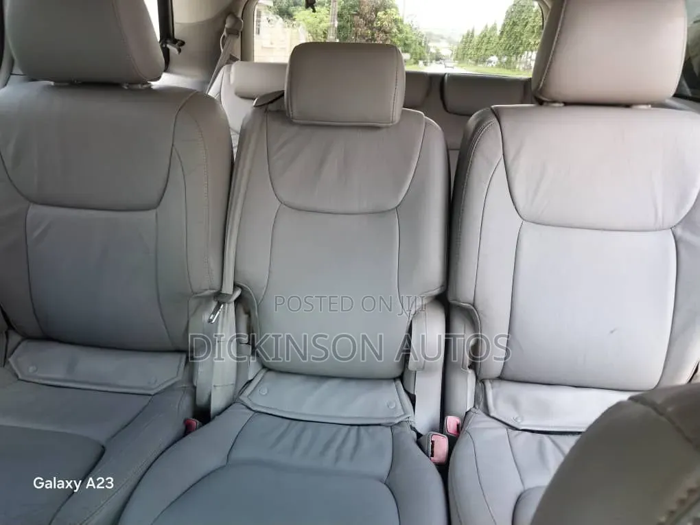 Toyota Sienna 2007 Silver