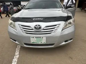 Toyota Camry LE 4dr Sedan (2.4L 4cyl 5A) 2009 Silver