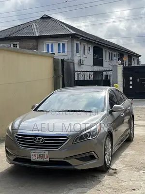 Hyundai Sonata Limited 4dr Sedan (2.4L 4cyl 6A) 2015 Gray