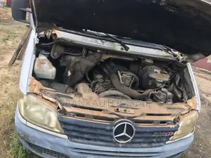 Mercedes-Benz Sprinter 2005 White
