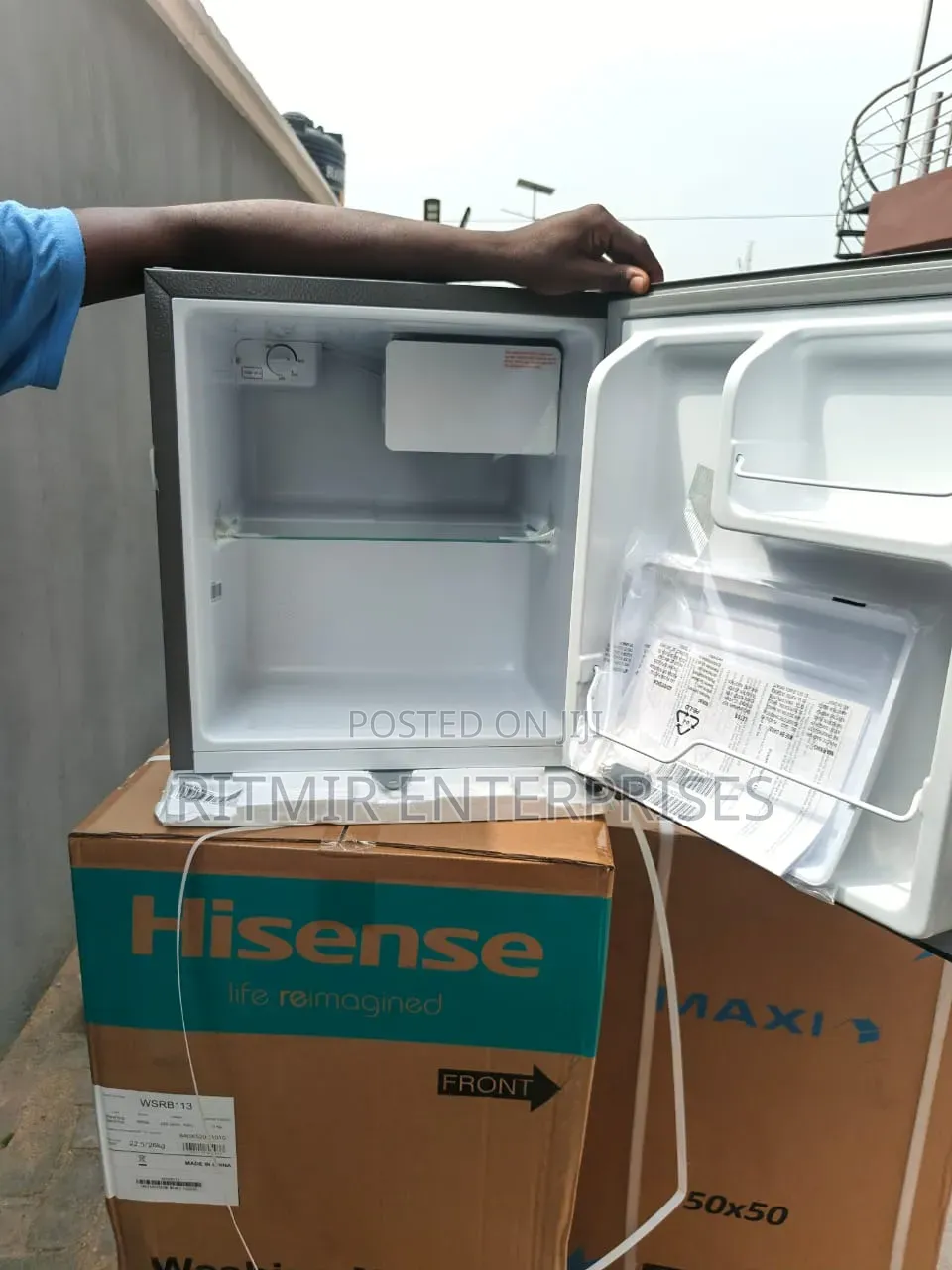 Hisense Bedside Fridge