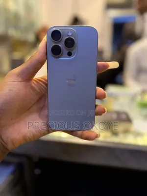 Apple iPhone 16 Pro 256 GB Blue