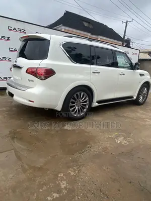 Infiniti QX80 2017 White
