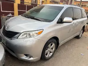 Sienna Available for Rent