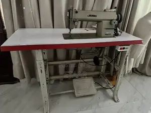 Industrial Sewing Machine