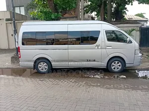 Hiace Bus for Rent