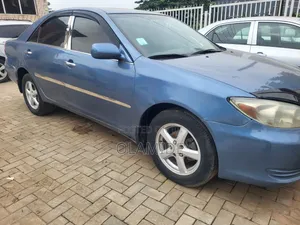 Toyota Camry 2004 Blue
