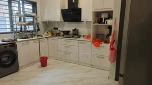 Furnished 4bdrm Duplex in Ebenezer Court for rent