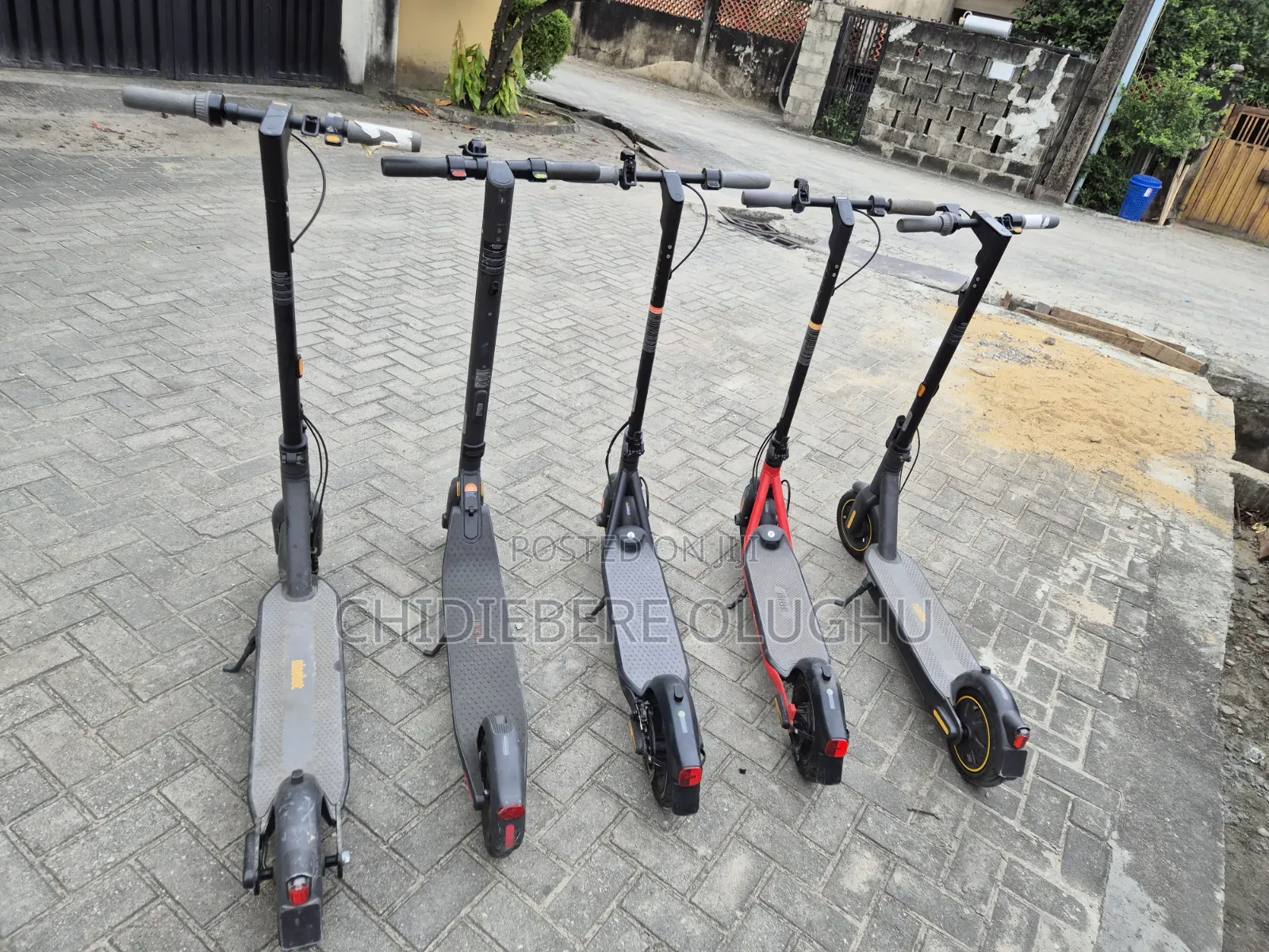 Clean Big Size Electric Scooters for Adults and Children