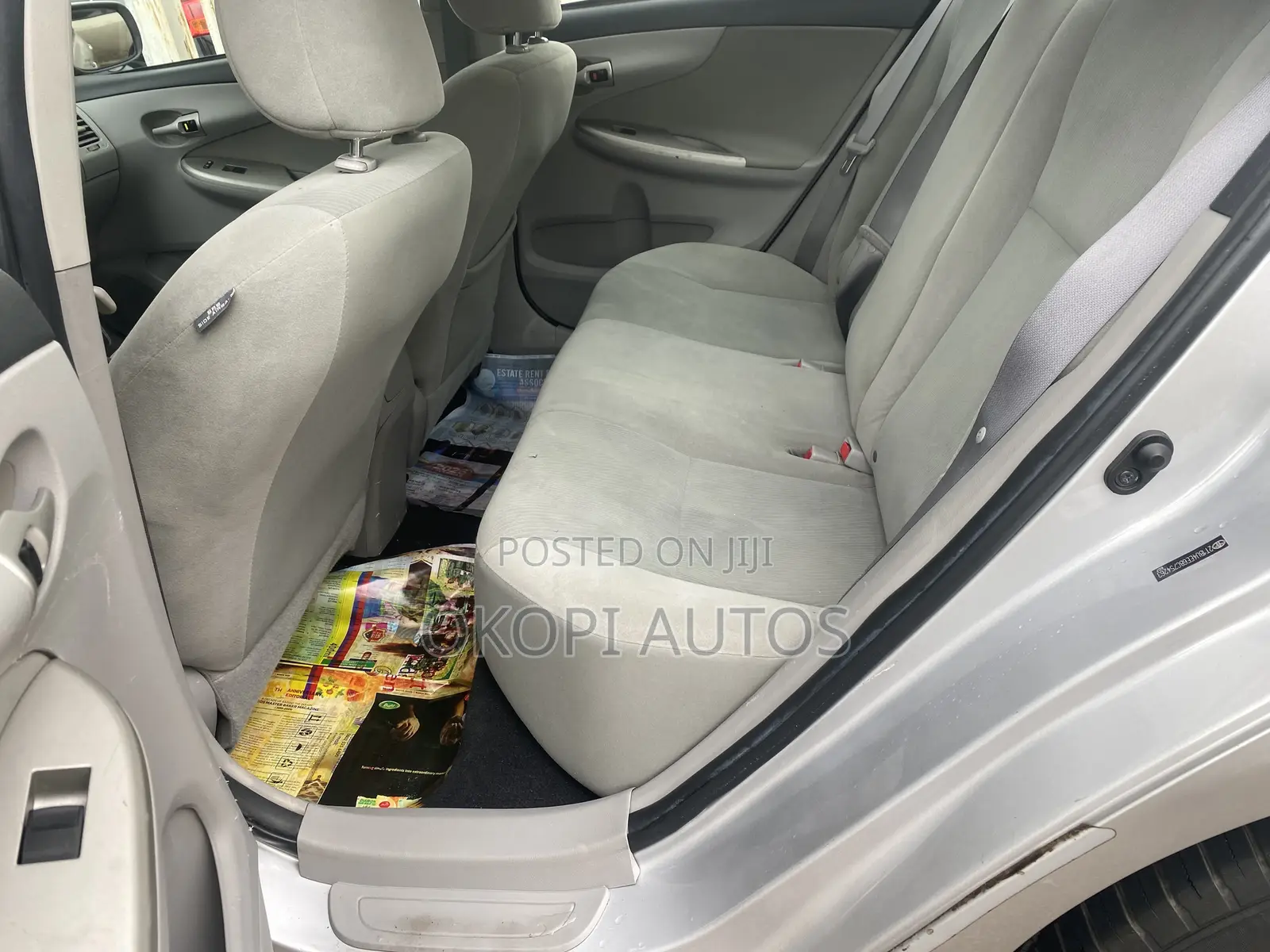 Toyota Corolla 2012 Silver