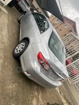 Toyota Corolla 2012 Silver