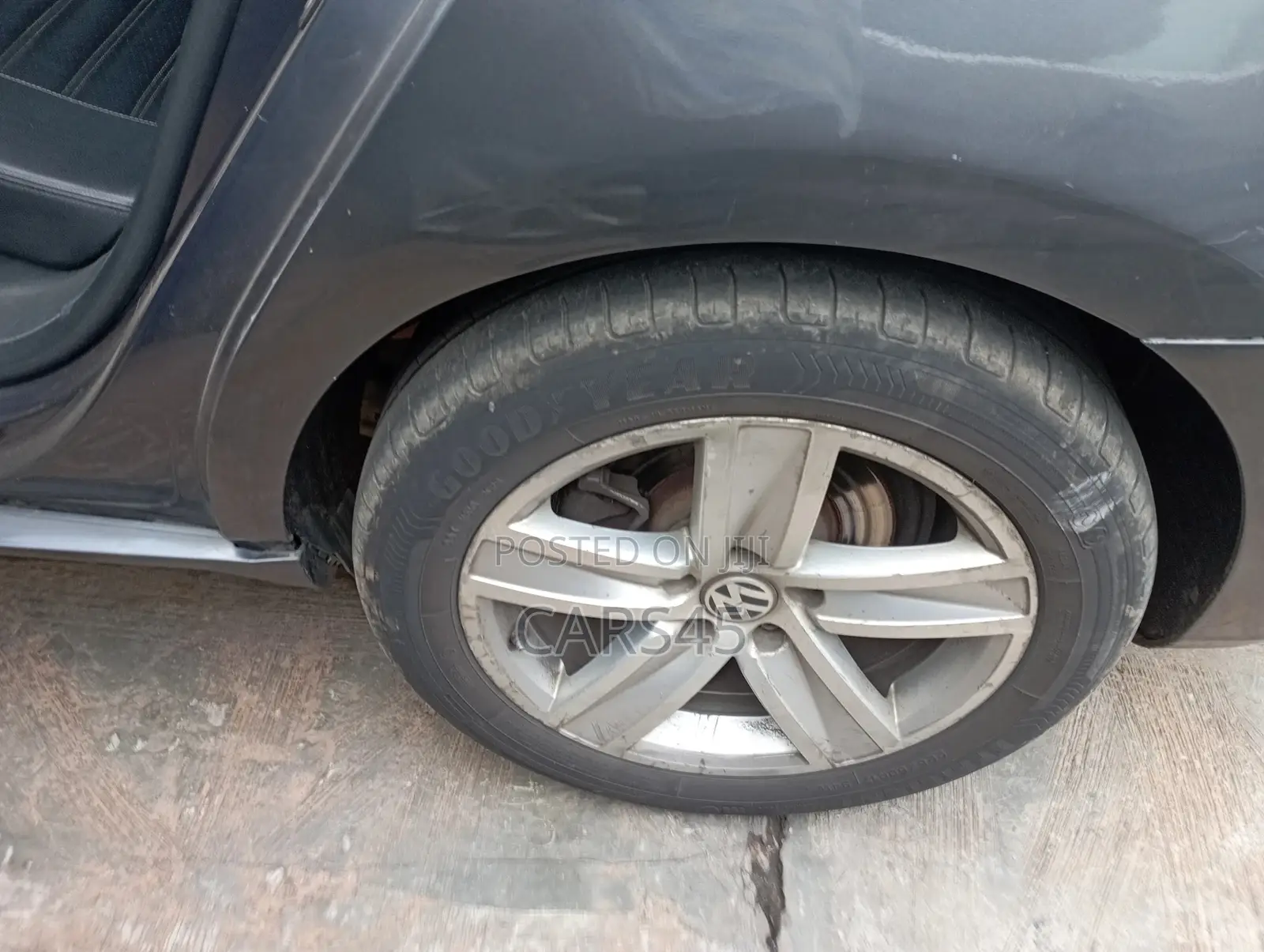Volkswagen Passat 2014 Black